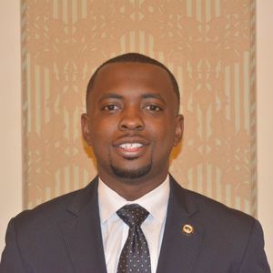 Meet your Posher, Alaric